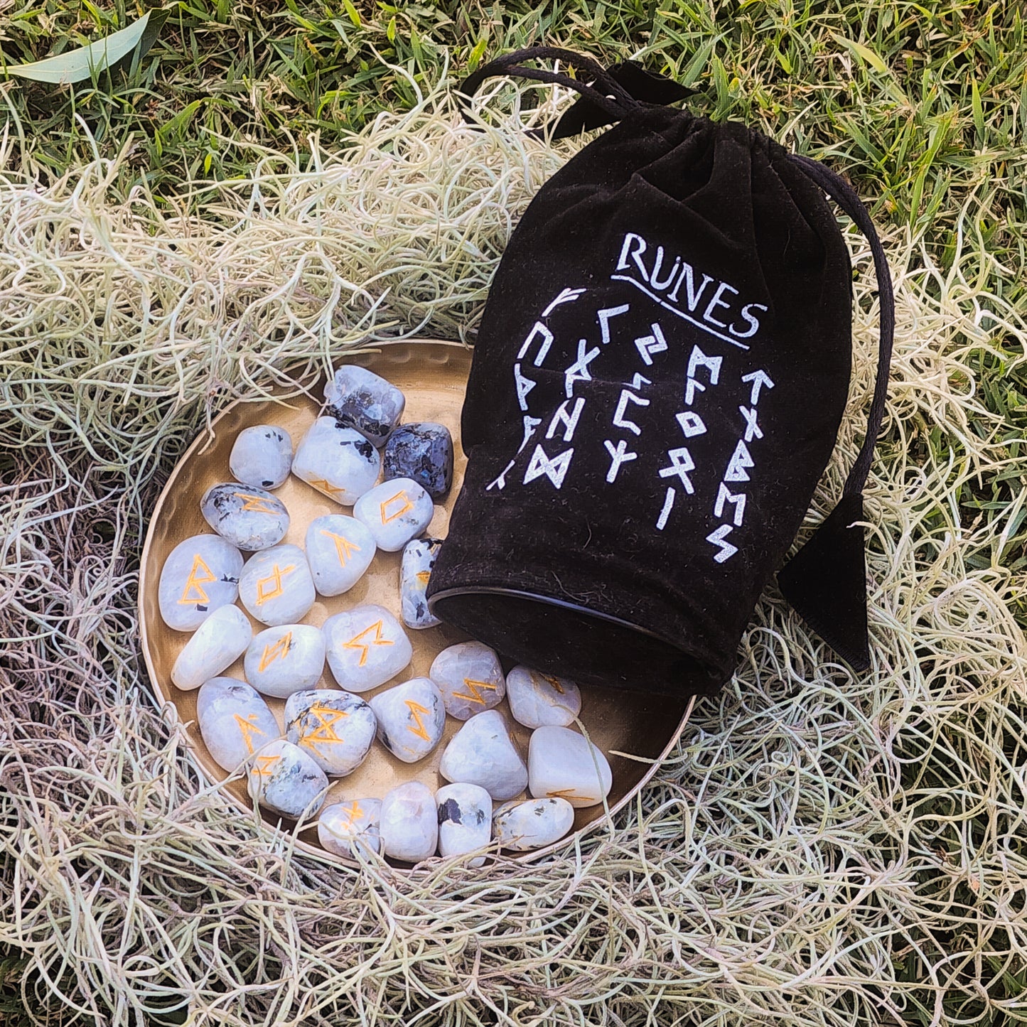 Runes - Moonstone