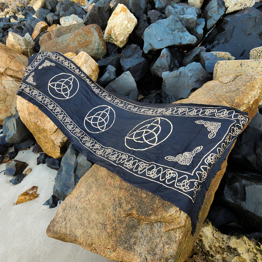 Altar Cloth - Triquetra
